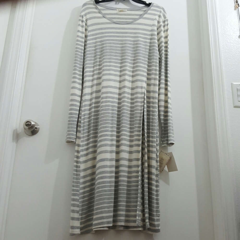 Love on a Hanger gray and cream dress